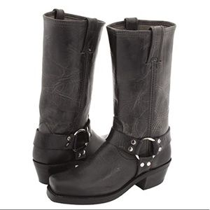 Frye 12R Harness 7.5 Black Charcoal Old Town